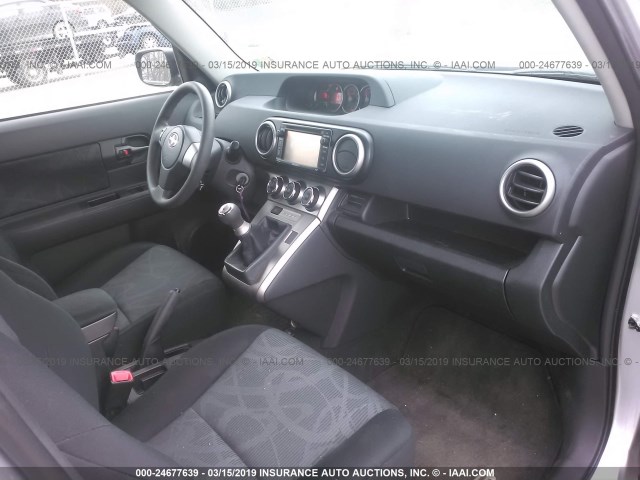 JTLZE4FE0DJ047097 - 2013 TOYOTA SCION XB 银色 照片 5