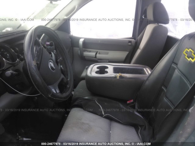 1GCJK74629E112580 - 2009 CHEVROLET SILVERADO K3500 黑色 照片 8