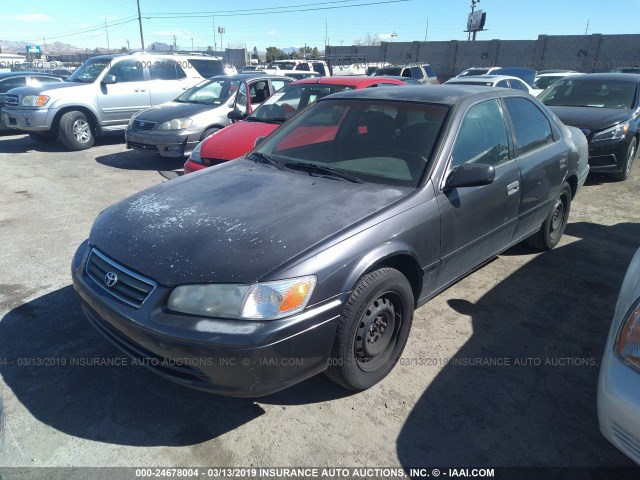 4T1BG22K01U812662 - 2001 TOYOTA CAMRY CE/LE/XLE GRAY photo 2