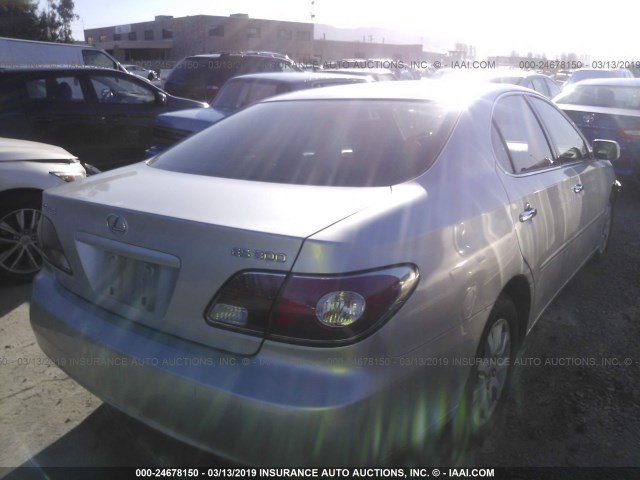 JTHBF30G320049328 - 2002 LEXUS ES 300 SILVER photo 4