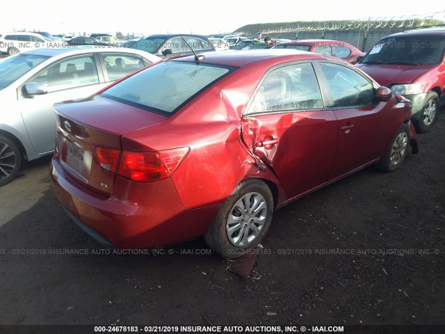 KNAFU4A21C5582653 - 2012 KIA FORTE EX RED photo 4