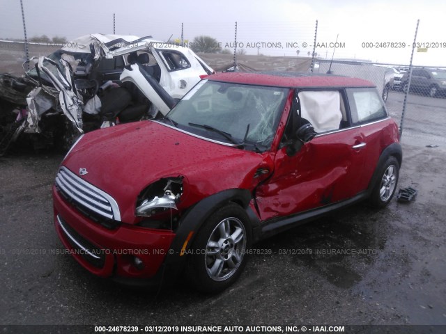 WMWSU3C53DT374058 - 2013 MINI COOPER RED photo 2