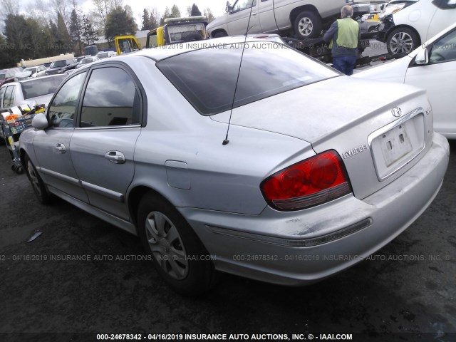 KMHWF25S44A091851 - 2004 HYUNDAI SONATA GL SILVER photo 3