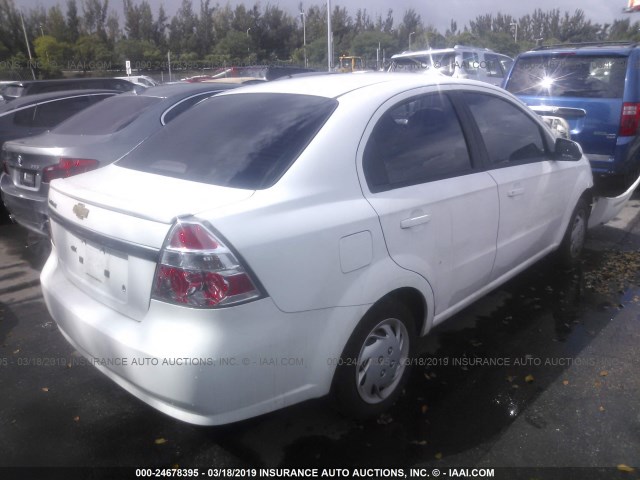KL1TD5DE3BB257303 - 2011 CHEVROLET AVEO LS/LT თეთრი ფოტო 4