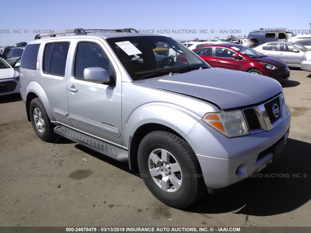 5N1AR18U75C751671 - 2005 NISSAN PATHFINDER LE/SE/XE SILVER photo 1