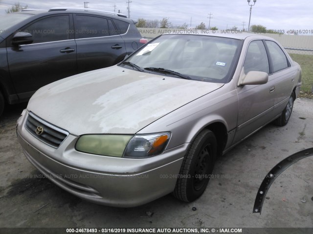 4T1BG22K0YU930351 - 2000 TOYOTA CAMRY CE/LE/XLE TAN photo 2