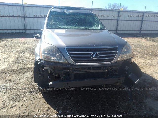 JTJBT20X550070462 - 2005 LEXUS GX 470 GRAY photo 6