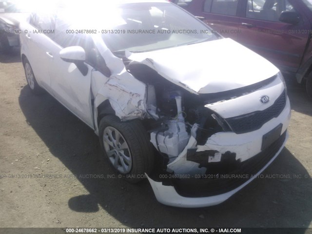 KNADM4A3XG6685215 - 2016 KIA RIO LX WHITE photo 6