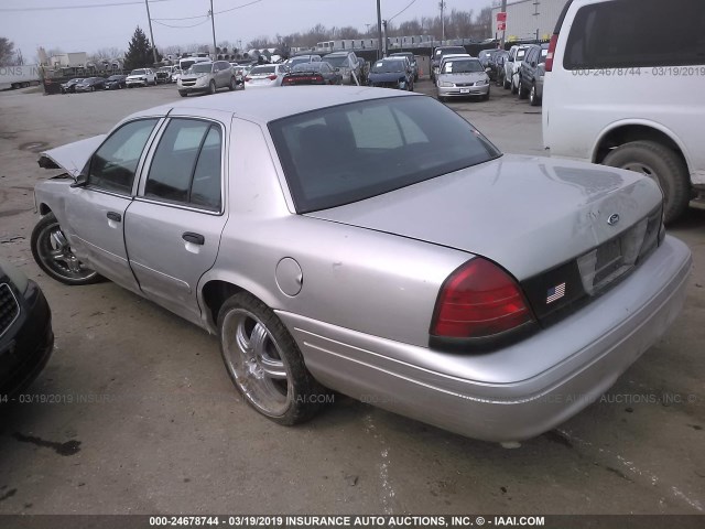 2FAHP71VX8X160052 - 2008 FORD CROWN VICTORIA POLICE INTERCEPTOR SILVER photo 3