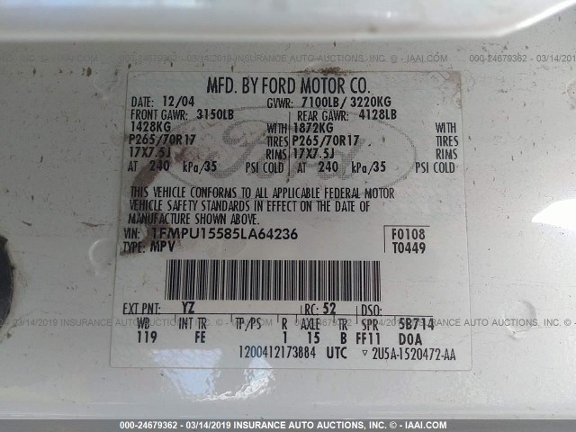 1FMPU15585LA64236 - 2005 FORD EXPEDITION XLT WHITE photo 9