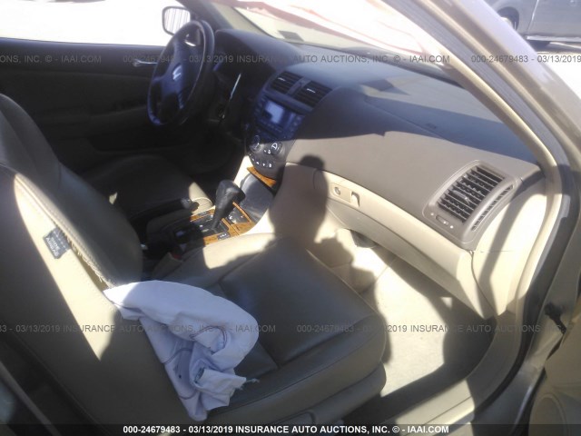 1HGCM56825A173470 - 2005 HONDA ACCORD GOLD photo 5