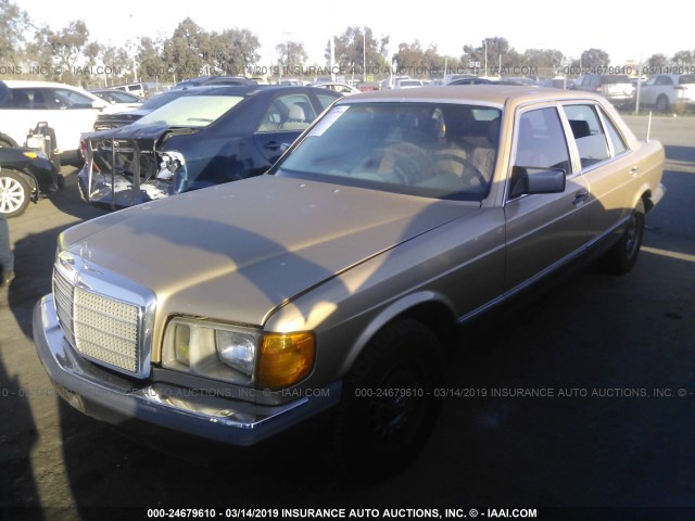 WDBCA33A2CB020158 - 1982 MERCEDES-BENZ 380 SEL BROWN photo 2