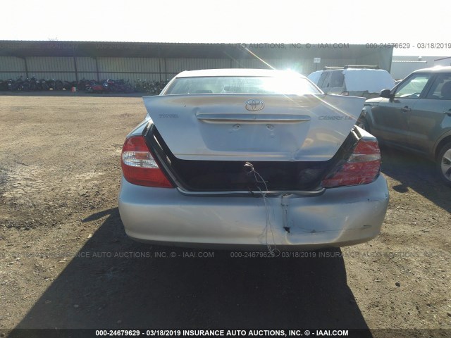 4T1BE32K33U680057 - 2003 TOYOTA CAMRY LE/XLE/SE SILVER photo 6