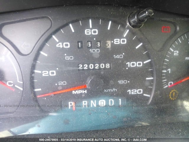 1FAFP55282A252773 - 2002 FORD TAURUS SES GRAY photo 7