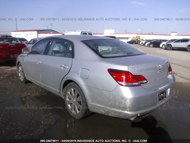 4T1BK36BX5U023312 - 2005 TOYOTA AVALON XL/XLS/TOURING/LIMITED SILVER photo 3