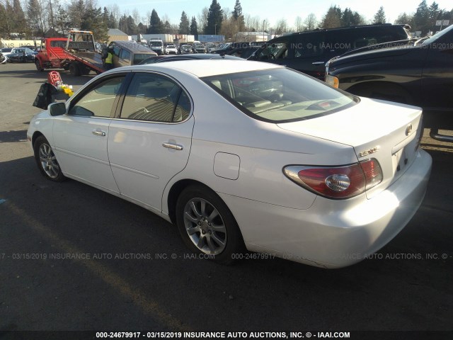 JTHBF30G120045438 - 2002 LEXUS ES 300 WHITE photo 3