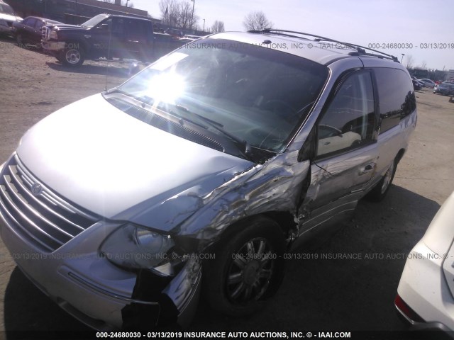 2A4GP54LX6R919203 - 2006 CHRYSLER TOWN & COUNTRY TOURING SILVER photo 2