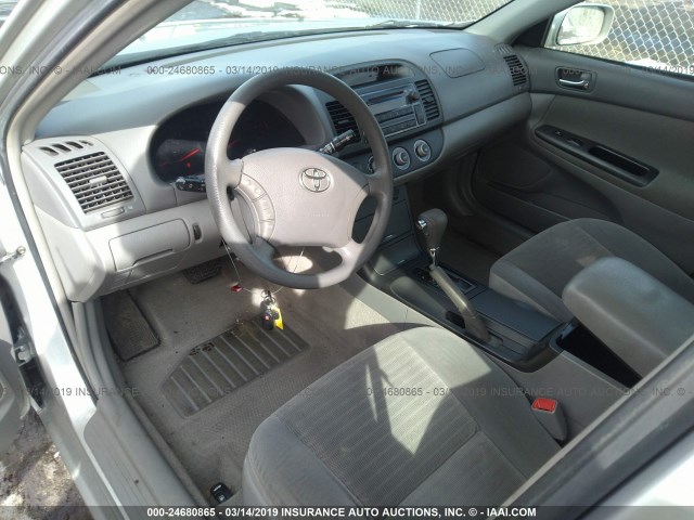 4T1BE32K76U149481 - 2006 TOYOTA CAMRY LE/XLE/SE SILVER photo 5