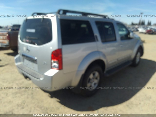 5N1AR18W87C620186 - 2007 NISSAN PATHFINDER LE/SE/XE SILVER photo 4