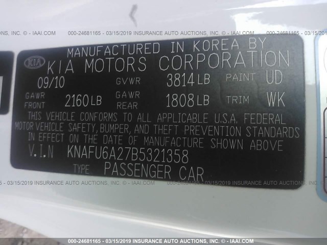 KNAFU6A27B5321358 - 2011 KIA FORTE EX WHITE photo 9