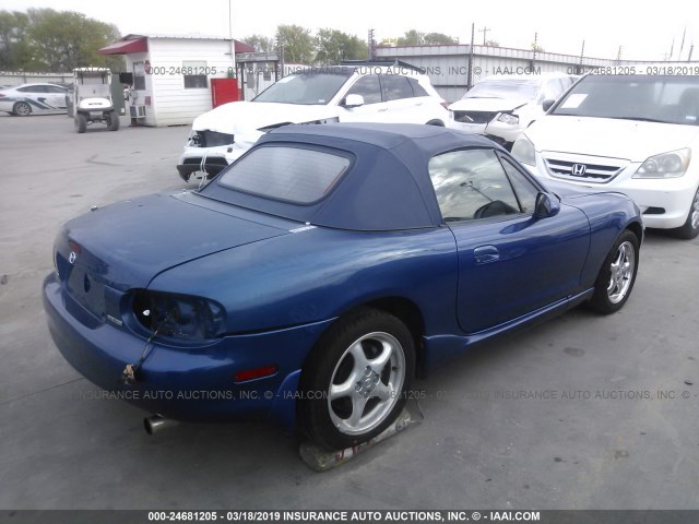 JM1NB353XX0130768 - 1999 MAZDA MX-5 MIATA BLUE photo 4