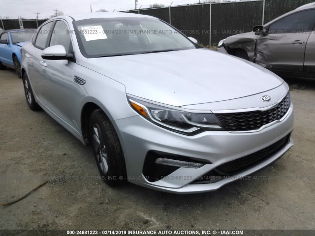 5XXGT4L33KG294093 - 2019 KIA OPTIMA LX/S SILVER photo 1