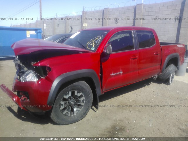 3TMAZ5CN8HM042438 - 2017 TOYOTA TACOMA DBL CAB/SR5/TRD SPORT/OR RED photo 2