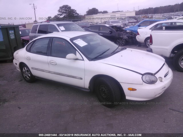 1FAFP52U1WA257406 - 1998 FORD TAURUS LX/SE WHITE photo 1