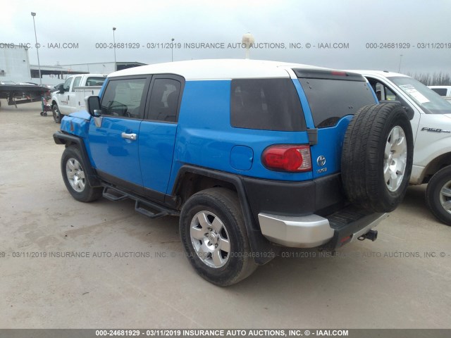 JTEBU11F770042595 - 2007 TOYOTA FJ CRUISER BLUE photo 3