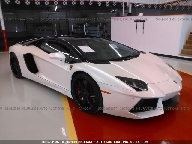 ZHWUC1ZD2CLA00115 - 2012 LAMBORGHINI AVENTADOR WHITE photo 1