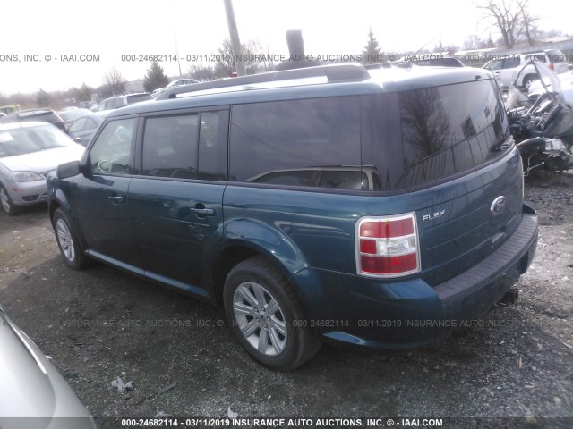 2FMGK5BCXBBD16418 - 2011 FORD FLEX SE GREEN photo 3