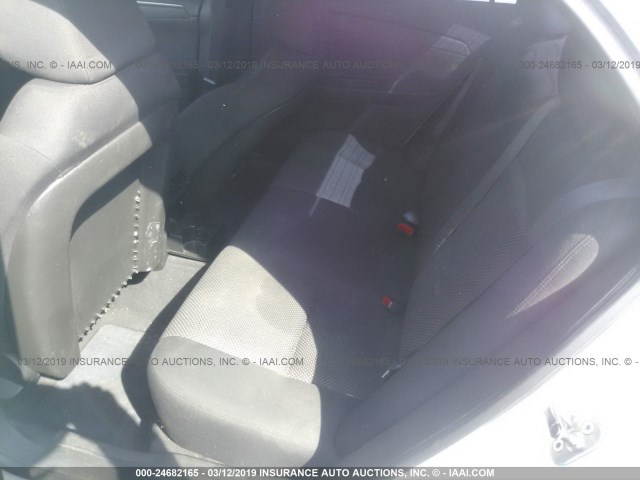 1G1ZC5EU9BF288570 - 2011 CHEVROLET MALIBU 1LT WHITE photo 8