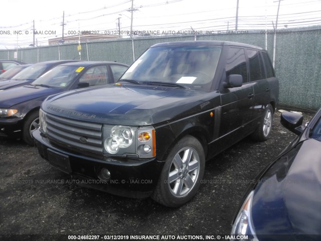 SALME11464A142176 - 2004 LAND ROVER RANGE ROVER HSE GREEN photo 2