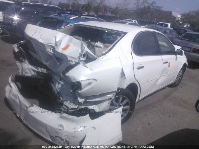 JTHBF30G030114041 - 2003 LEXUS ES 300 WHITE photo 4