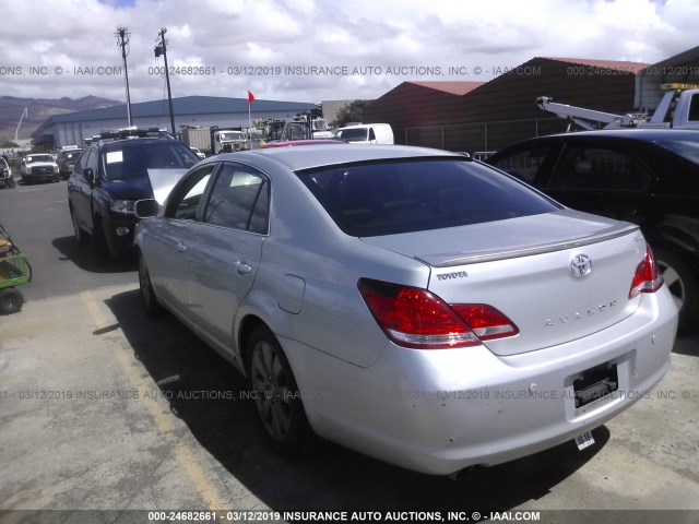 4T1BK36B85U019856 - 2005 TOYOTA AVALON XL/XLS/TOURING/LIMITED SILVER photo 3