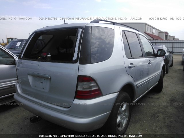 4JGAB54E01A243591 - 2001 MERCEDES-BENZ ML 320 SILVER photo 4