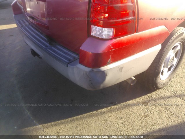 1FMRU15W13LB17339 - 2003 FORD EXPEDITION XLT RED photo 6