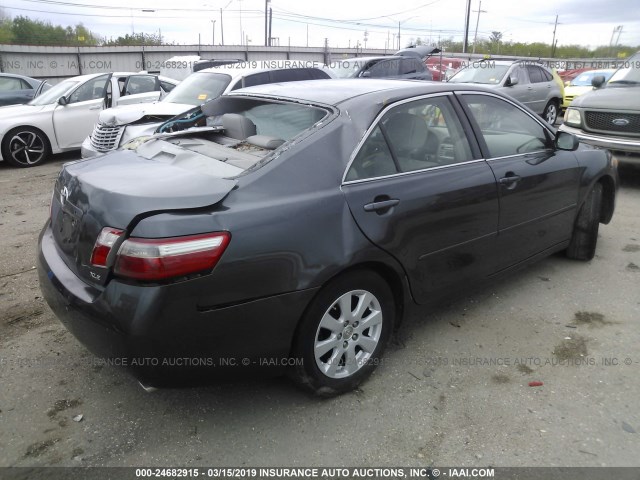 4T1BK46K87U020269 - 2007 TOYOTA CAMRY NEW GENERAT LE/XLE/SE GRAY photo 4