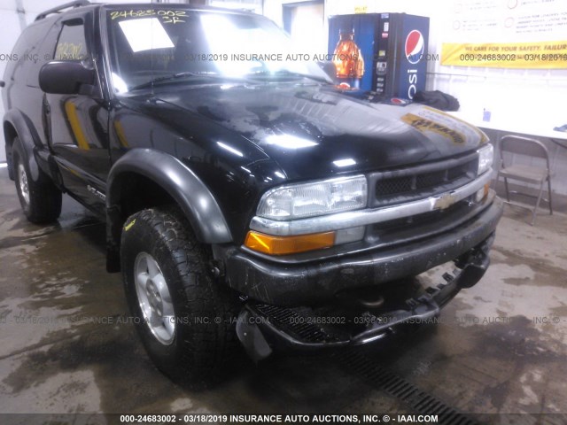 1GNCT18X35K106909 - 2005 CHEVROLET BLAZER BLACK photo 6