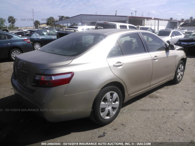 JTNBE46K773051526 - 2007 TOYOTA CAMRY NEW GENERAT CE/LE/XLE/SE GOLD photo 4