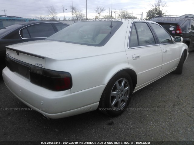 1G6KY54922U192382 - 2002 CADILLAC SEVILLE STS WHITE photo 4