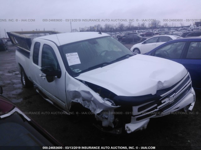 1GCRKSE79CZ260383 - 2012 CHEVROLET SILVERADO K1500 LT WHITE photo 1