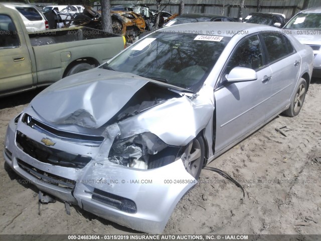 1G1ZC5E02CF159990 - 2012 CHEVROLET MALIBU 1LT 银色 照片 2