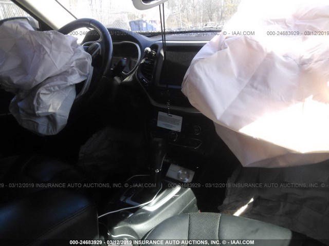 1C4PJMBS3FW556987 - 2015 JEEP CHEROKEE TRAILHAWK 黑色 照片 5