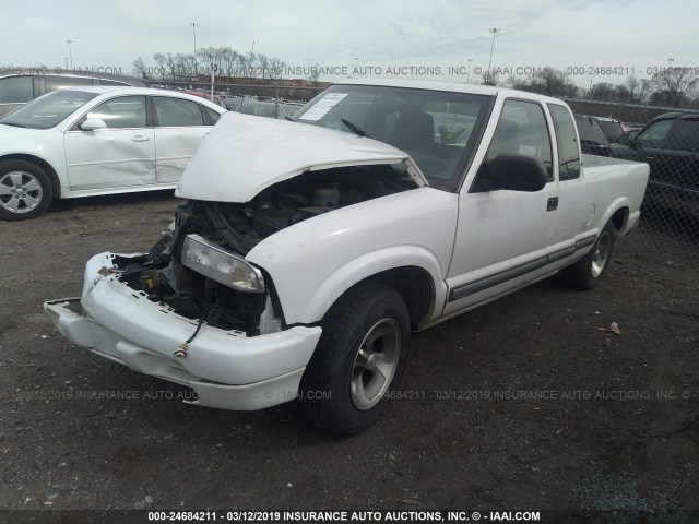 1GCCS1959Y8303285 - 2000 CHEVROLET S TRUCK S10 WHITE photo 2