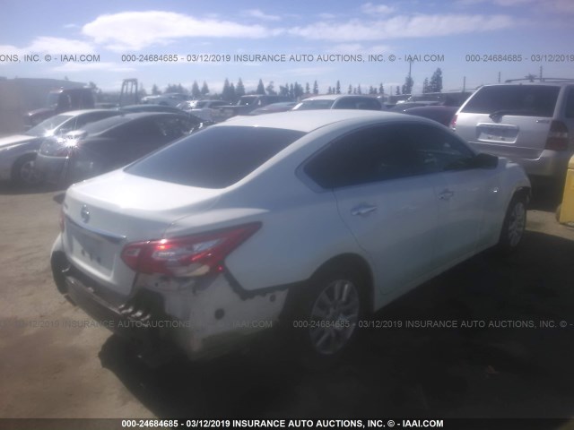 1N4AL3AP0GN378136 - 2016 NISSAN ALTIMA 2.5/S/SV/SL/SR WHITE photo 4