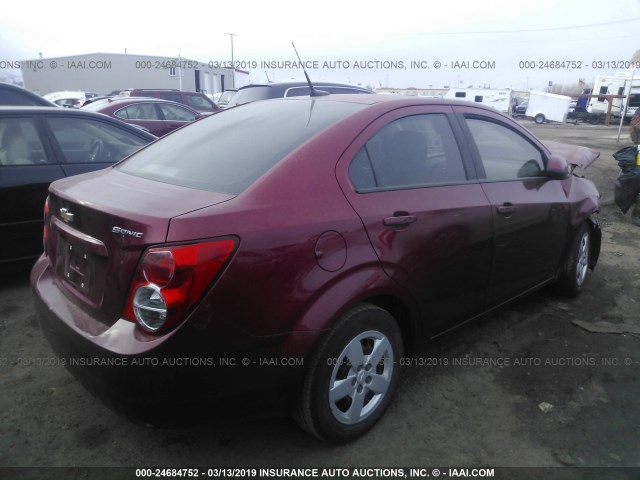 1G1JB5SH3D4192469 - 2013 CHEVROLET SONIC LS RED photo 4