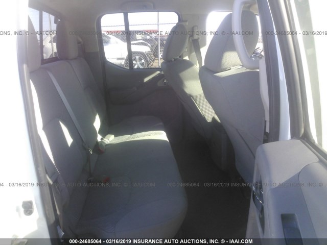 1N6AD0ER2JN717405 - 2018 NISSAN FRONTIER S/SV/SL/PRO-4X WHITE photo 8