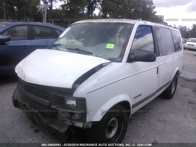 1GKDM19WXVB526428 - 1997 GMC SAFARI XT WHITE photo 2