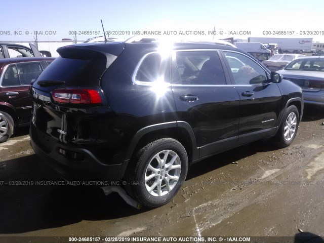 1C4PJMCS9HW637090 - 2017 JEEP CHEROKEE LATITUDE BLACK photo 4